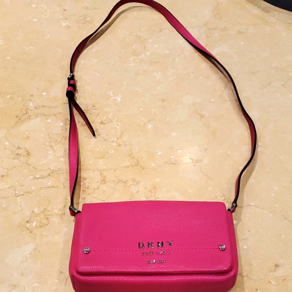 Dkny women  small crossbody  bag